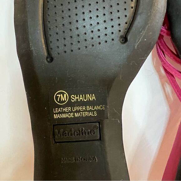 NWOB Madeline Shauna sandals flip flop size 7M pink leather summer - Picture 9 of 9